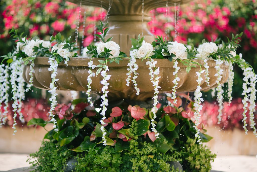 floral wedding fountain