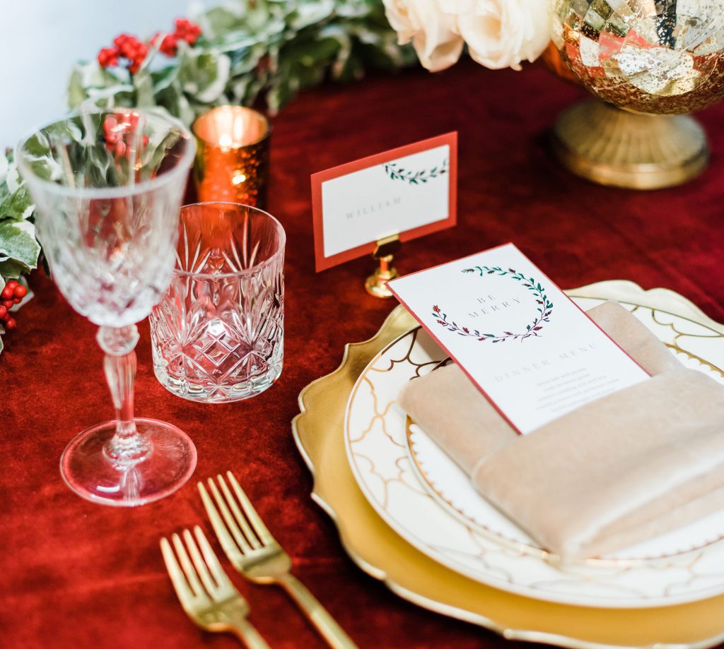 christmas-table-red