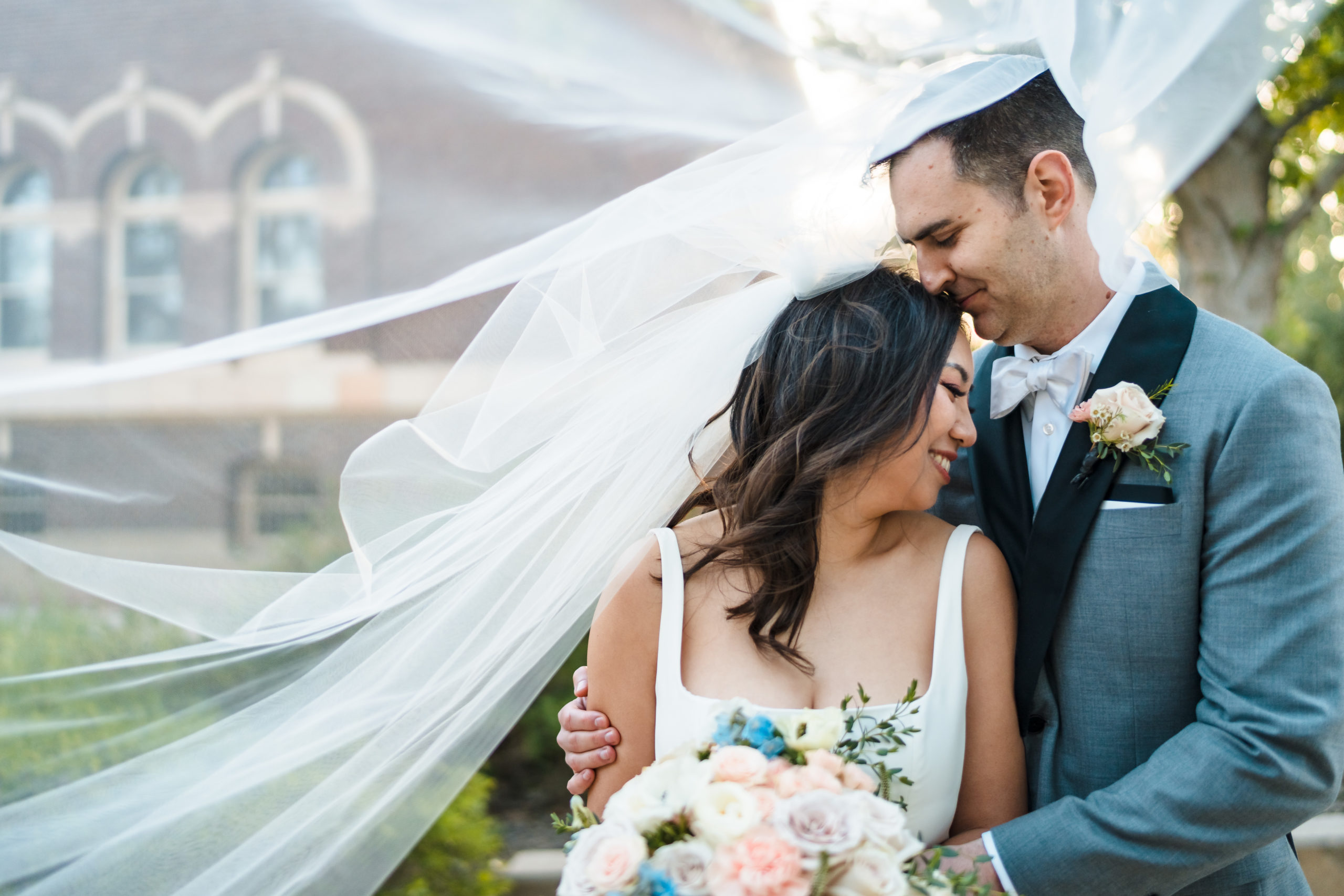 bride and groom at Natural History Museum Wedding